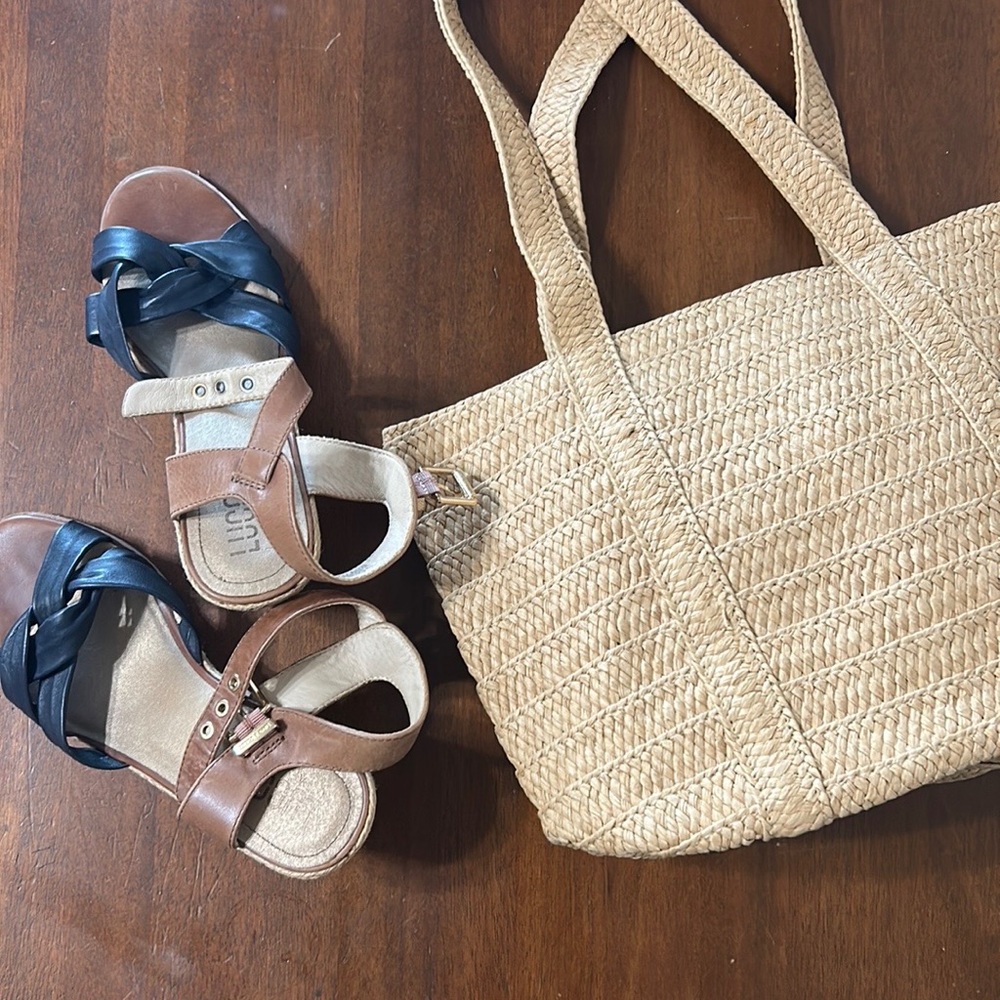 Draper James burlap purse blue lining